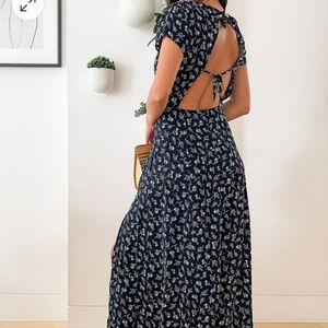 NWT Lulus New Desires Navy Blue Floral Print Backless Maxi Dress